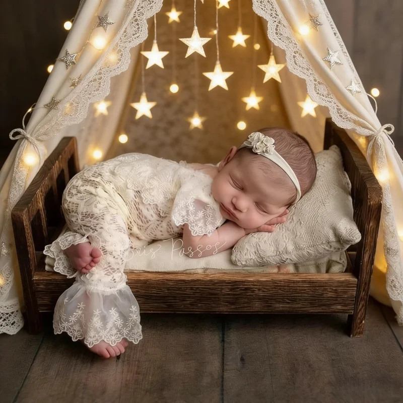 Baby Clothing Country - Koronkowy kombinezon z rozszerzanymi nogawkami, 1